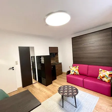 De La Petrusse Apartment