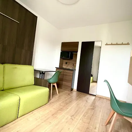 De La Petrusse Apartment *