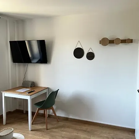 Apartment De La Petrusse