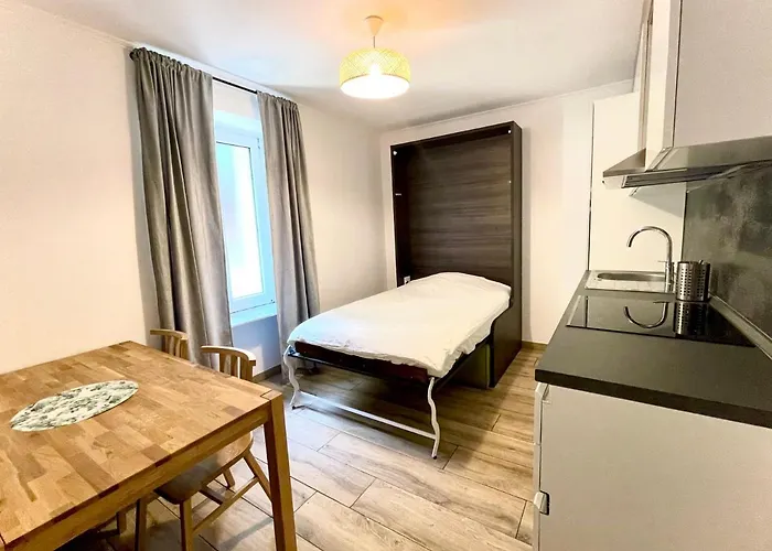 De La Petrusse Apartamento